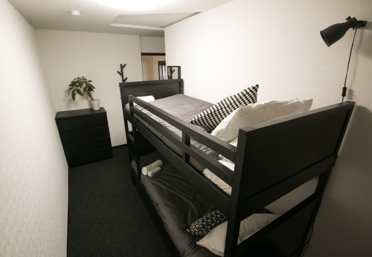 Resort bedroom1