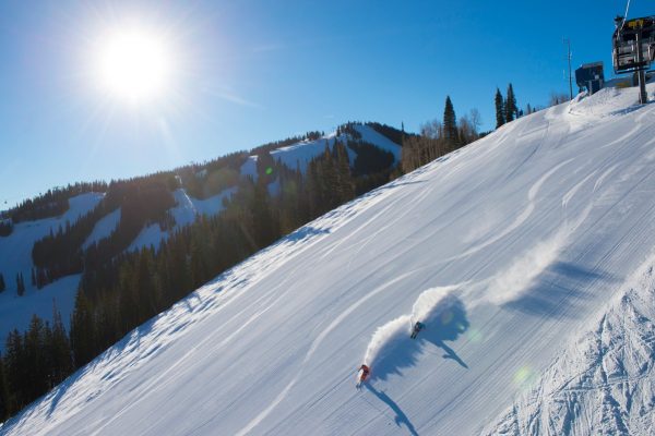 Skiing in Aspen Snowmass