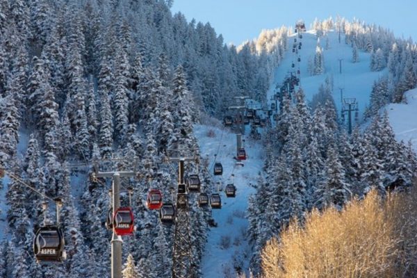 Aspen mountain gondola bluebird powder day - Jeremy Swanson